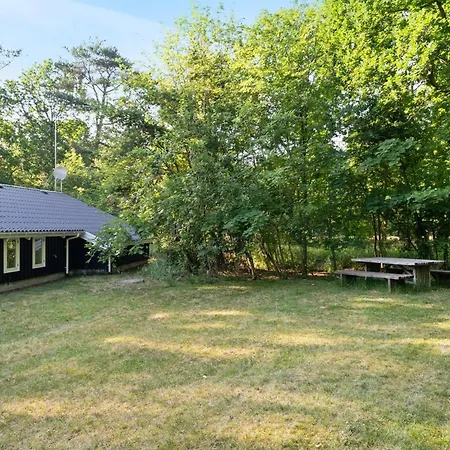 Lovis - 600m From The Sea By Interhome Tatil Evi *