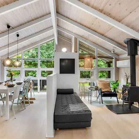 Lovis - 600m From The Sea By Interhome * Laeso